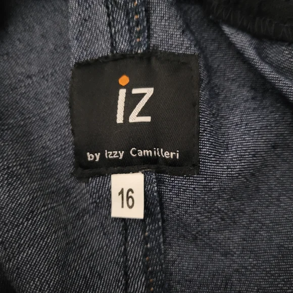 IZ by IZZY CAMILLERI | adaptive seated wheelchair clothing side zip jeans - Picture 7 of 7